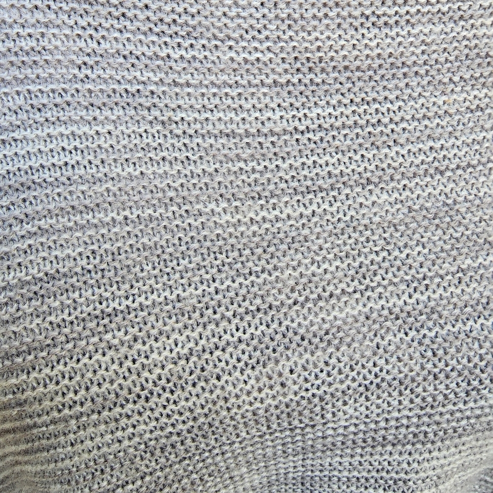 Poncho - Picture 6 of 6